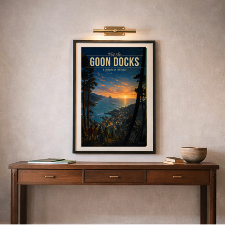 goon-docks-small_desk